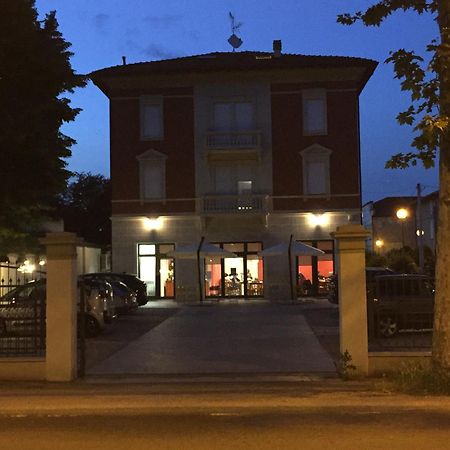 Mistica Space Daire Reggio Emilia Dış mekan fotoğraf